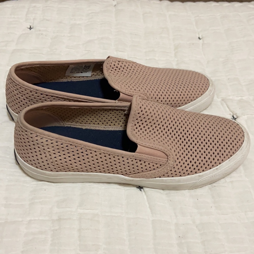 Women’s Sperry Slip On Loaders Size 8.5 Rose/Pink